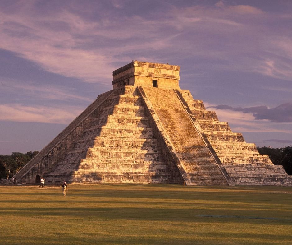 El Castillo pyramid at Chichén Itzá in Mexico in warm late-day light.