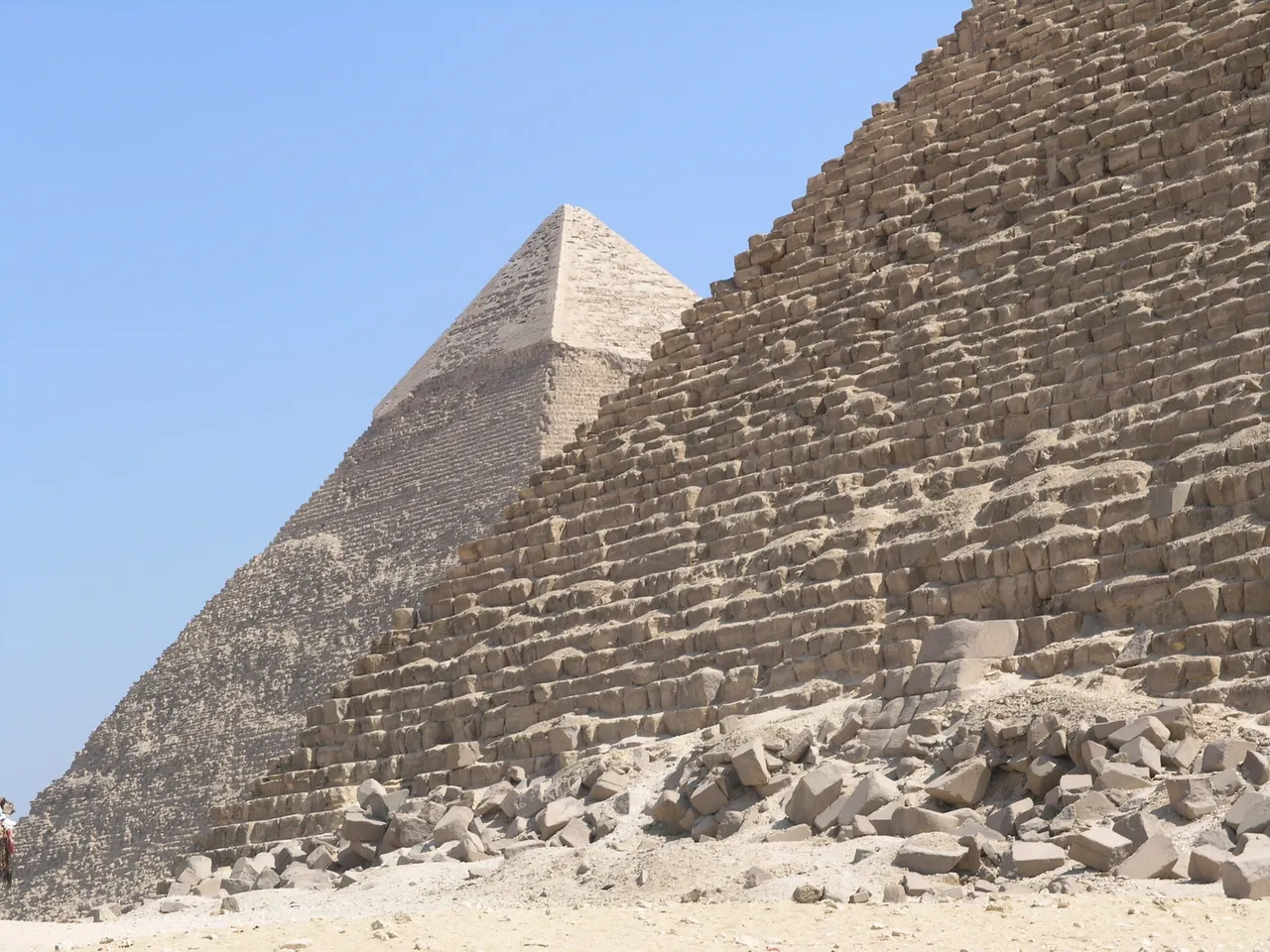 Exploring the Seven Wonders of the World: Ancient and Modern