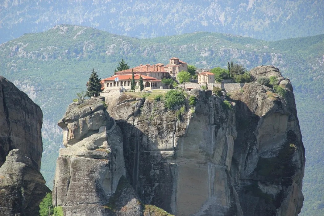 Meteora, Greece - The Place That Feels Like a Dream